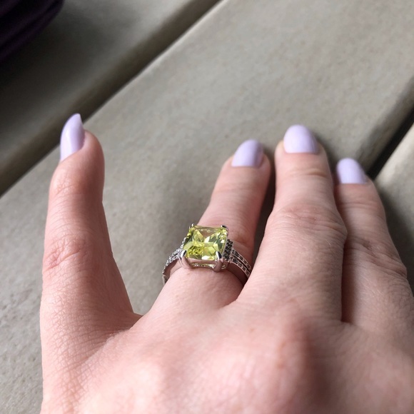 Yellow stone ring - Picture 4 of 5